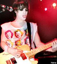Richey Edwards, Welsh musician who was lyricist and rhythm guitarist of the alternative rock band Manic Street Preachers, dies at age 27